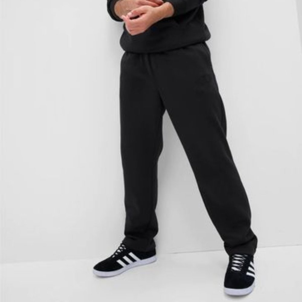 Gap black sweatpants